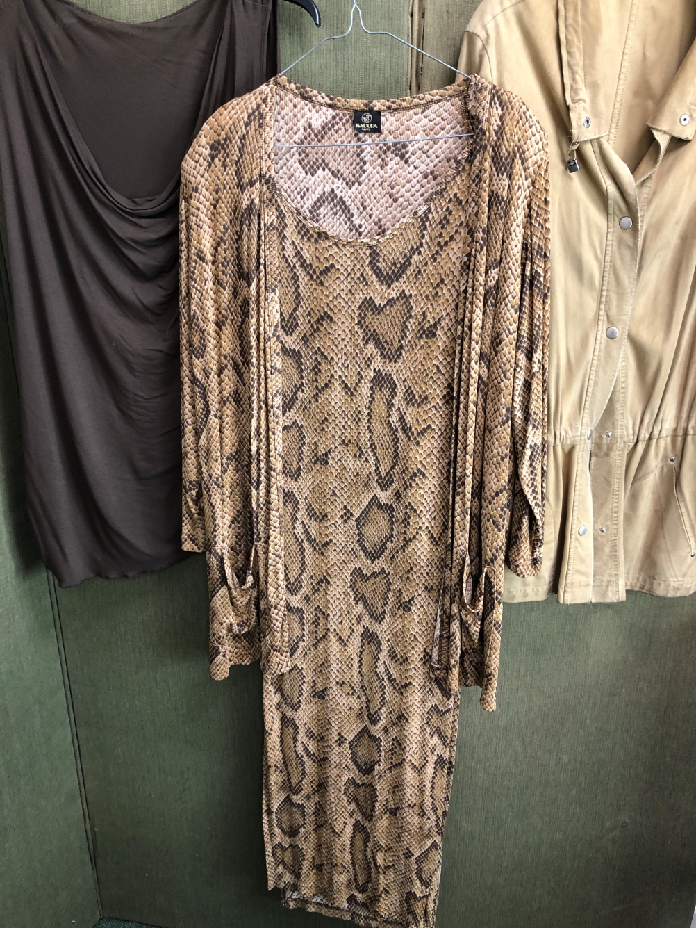 A SAMOON TAN SUEDE JACKET/SHIRT TOGETHER WITH A ISADORA ANIMAL PRINT LONG DRESS AND MATCHING - Image 3 of 12