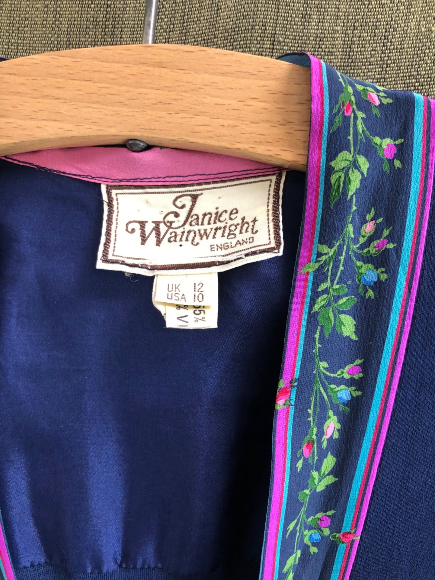 A JANICE WAINWRIGHT BLUE AND FLORAL MAXI DRESS SIZE 12, AND MATCHING MAXI SKIRT SIZE 14, TOGETHER - Image 8 of 28