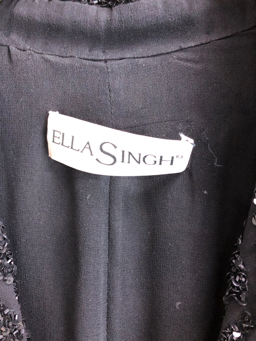 A ELLA SINGH BLACK SEQUIN JACKET SIZE 42 AND MATCHING VEST TOP SIZE 40 - Image 2 of 7