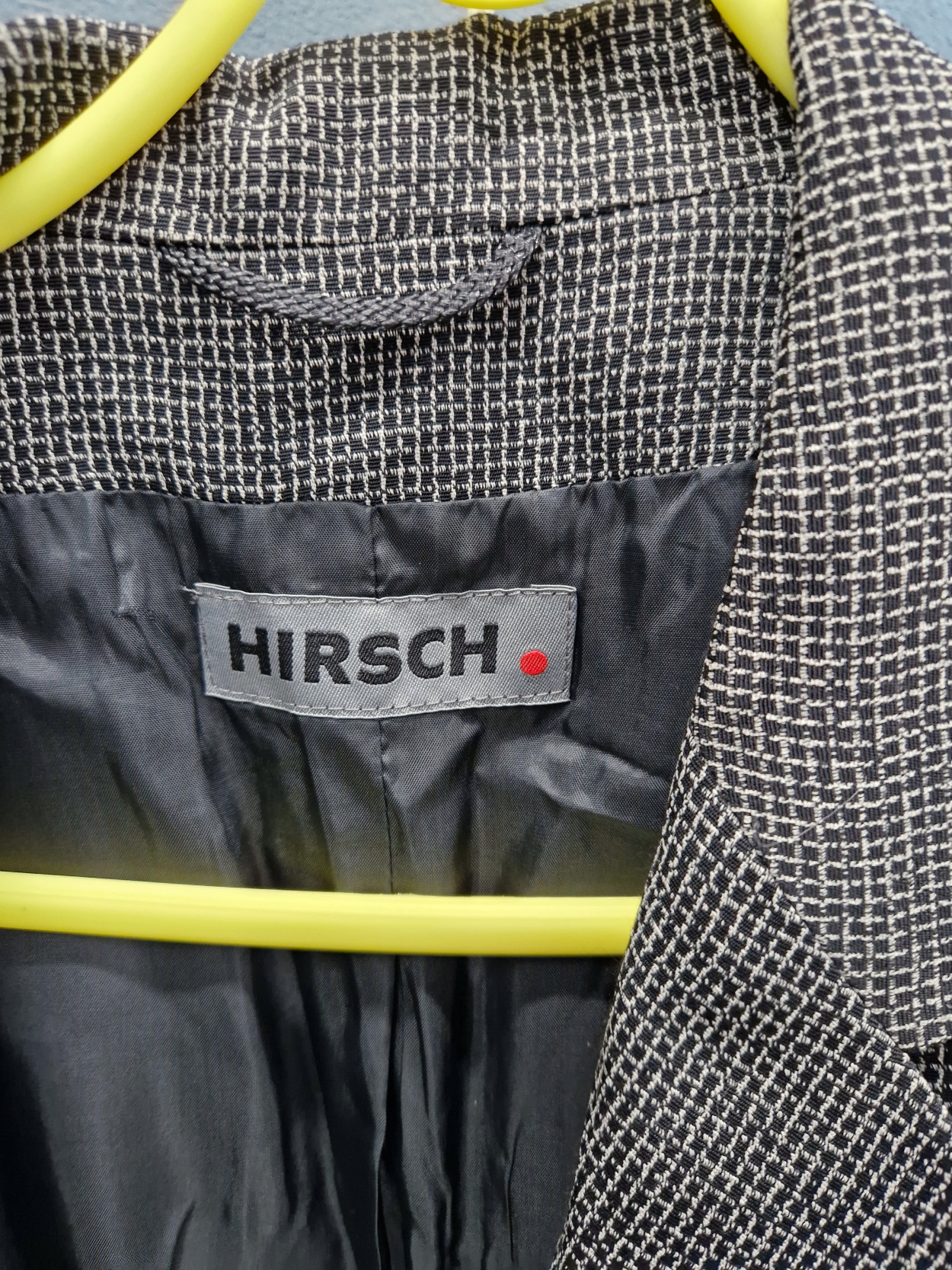 JACKETS. TWO HIRSCH JACKETS. PLAIN GREY WOOL MIX SIZE UK 10, PLAID EXAMPLE UK SIZE 12. - Image 7 of 14