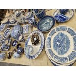 BLUE AND WHITE CERAMICS, TO INCLUDE WARES BY MASONS AND OTHERS