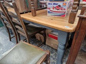 A VICTORIAN STYLE PINE KITCHEN TABLE