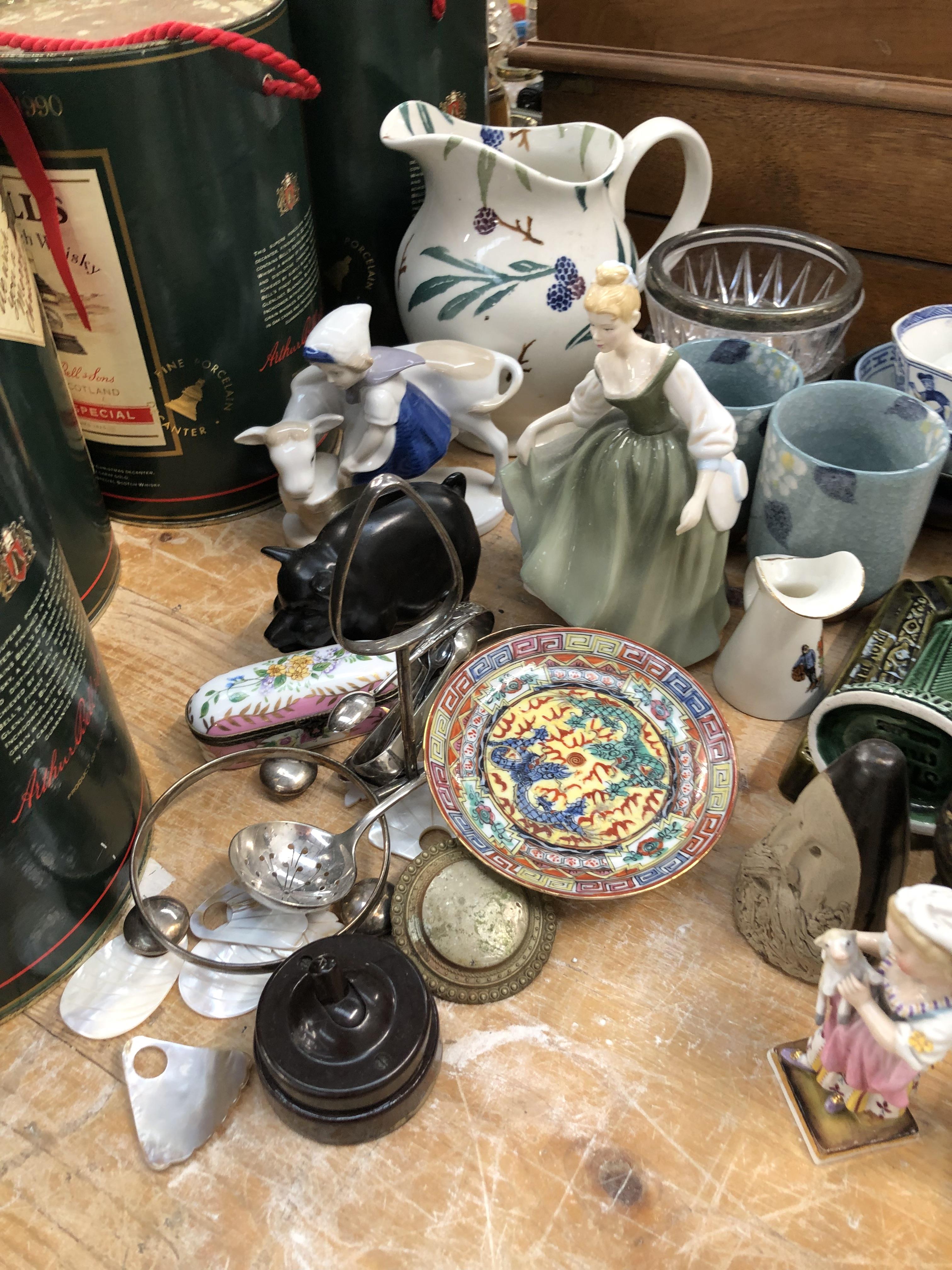 BELLS WHISKY BOTTLES, AN IMARI PLATE, GLASS WARE, DOULTON, DRESDEN AND OTHER FIGURES AND OTHER - Image 2 of 5