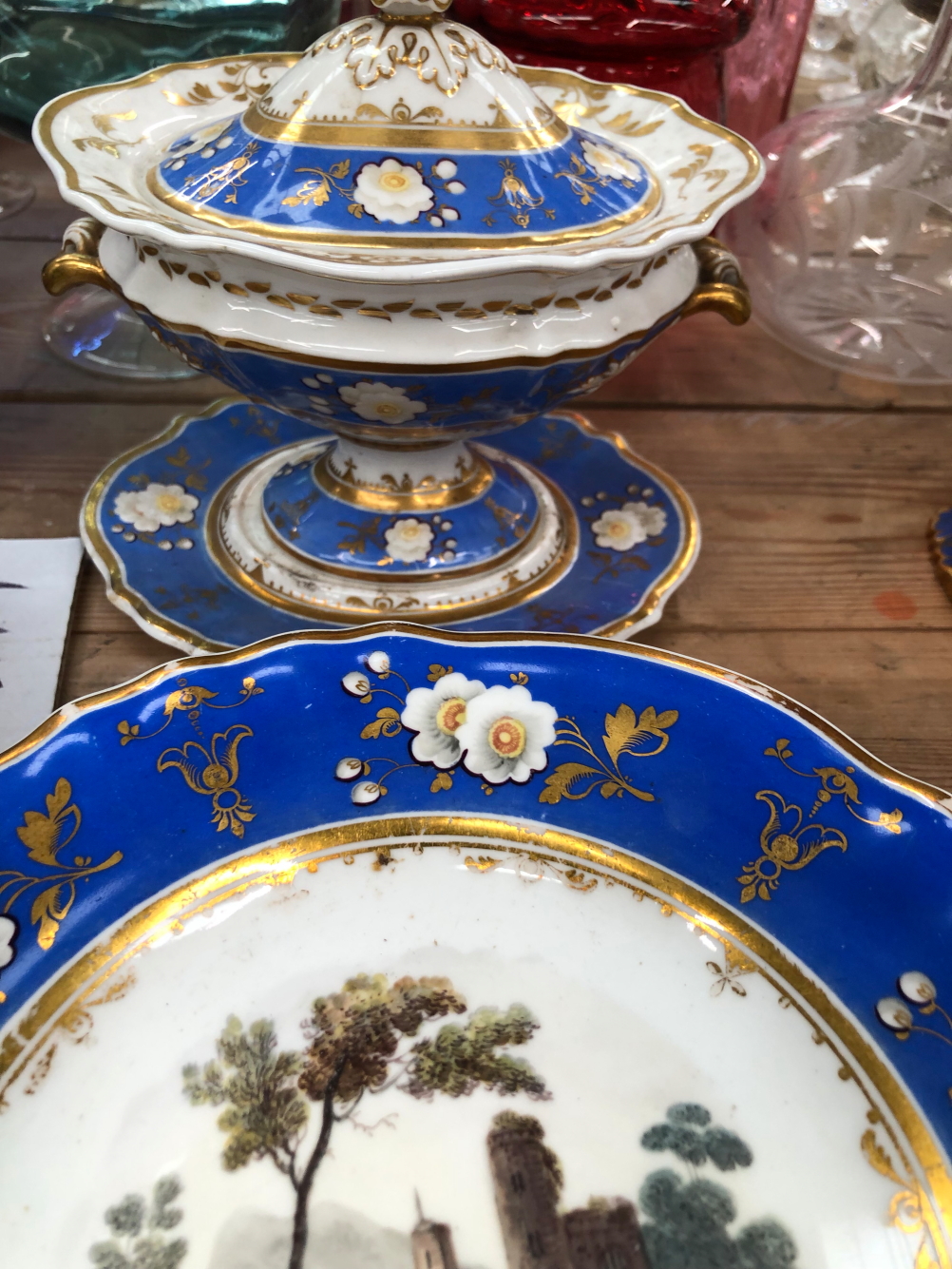 A 19th C. ENGLISH PORCELAIN DESSERT SERVICE PAINTED WITH LANDSCAPES WITHIN GILT BLUE BANDS - Image 19 of 27