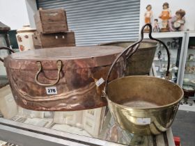 A COPPER FISH KETTLE AND COVER, A CANDLE LANTERN AND TWO BRASS JAM PANS