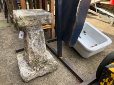 A RECONSTITUTED STONE GARDEN PLINTH TOGETHER WITH A CERAMIC SINK