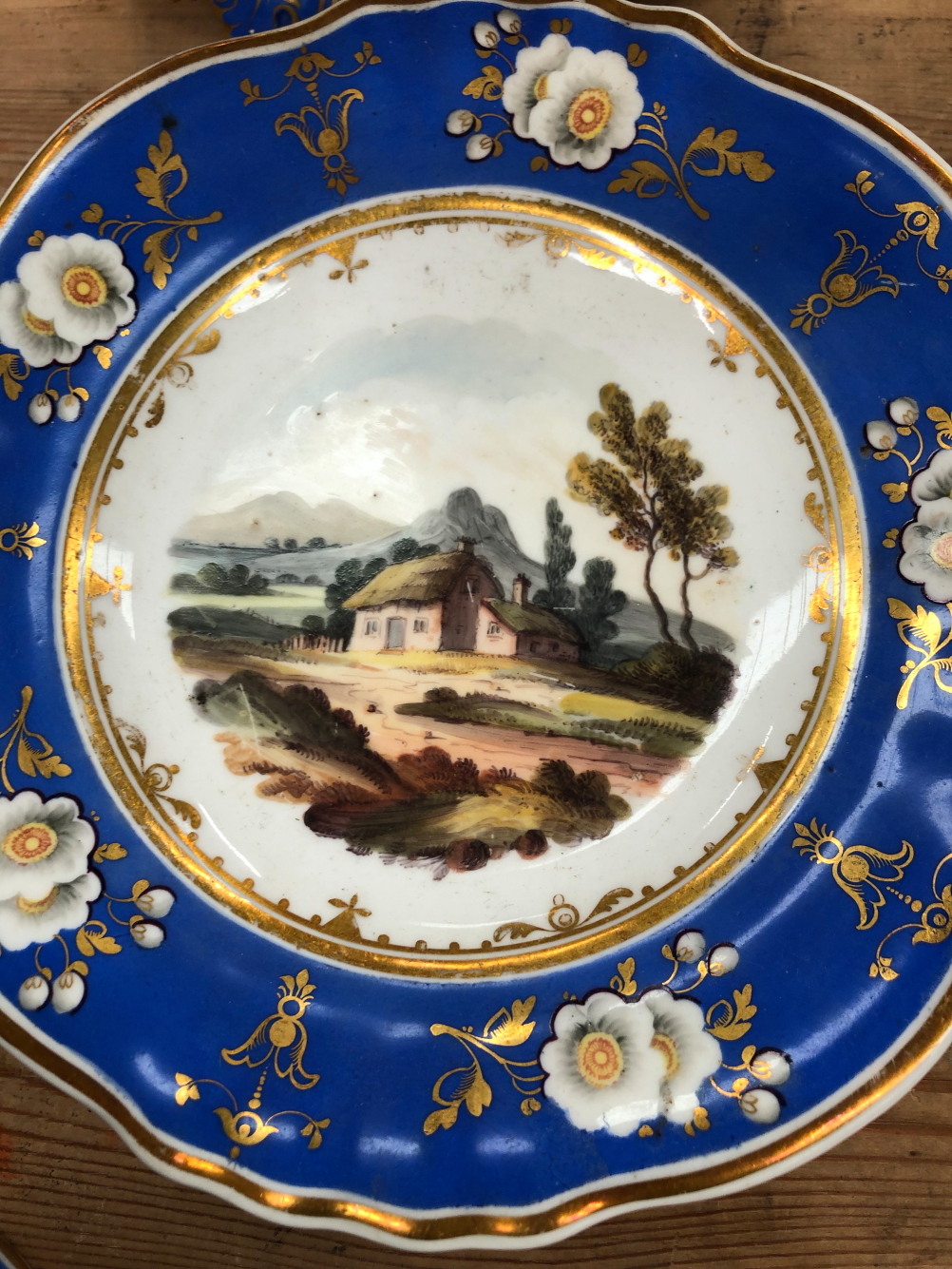 A 19th C. ENGLISH PORCELAIN DESSERT SERVICE PAINTED WITH LANDSCAPES WITHIN GILT BLUE BANDS - Image 22 of 27