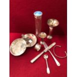 HALLMARKED SILVER TO INCLUDE ASHTRAY, SMALL VASES, CUTLERY, DRESSING TABLE JAR AND A EASTERN