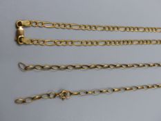 A 9ct HALLMARKED GOLD FIGARO CHAIN, LENGTH 46cms, TOGETHER WITH A 9ct GOLD BELCHER LINK CHAIN. GROSS