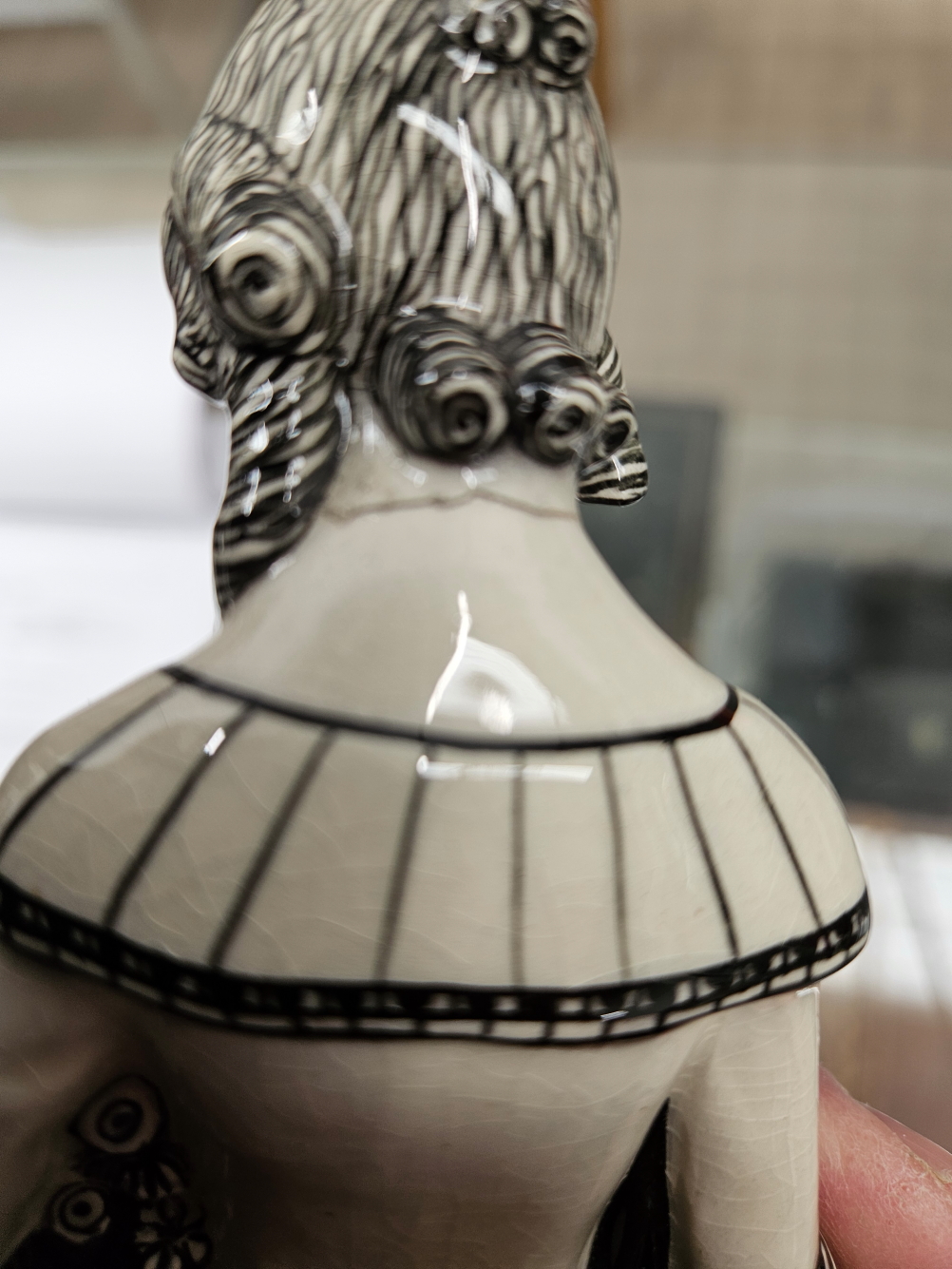 TWO AUSTRIAN ART DECO WHITE POTTERY FIGURES OF CRINOLINE LADIES DETAILED IN BLACK - Image 7 of 9