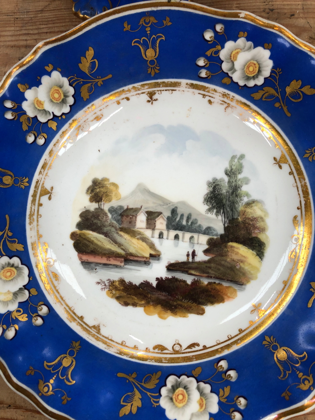 A 19th C. ENGLISH PORCELAIN DESSERT SERVICE PAINTED WITH LANDSCAPES WITHIN GILT BLUE BANDS - Image 26 of 27