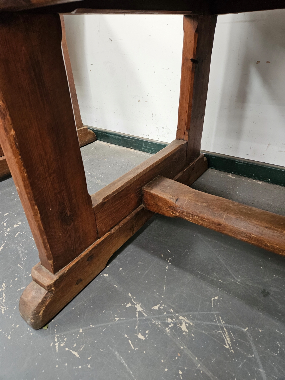 A TEAK AND PINE REFECTORY TABLE, THE CLEATED RECTANGULAR PLANK TOP ON PAIRS OF LEGS TO EACH NARROW - Image 4 of 14
