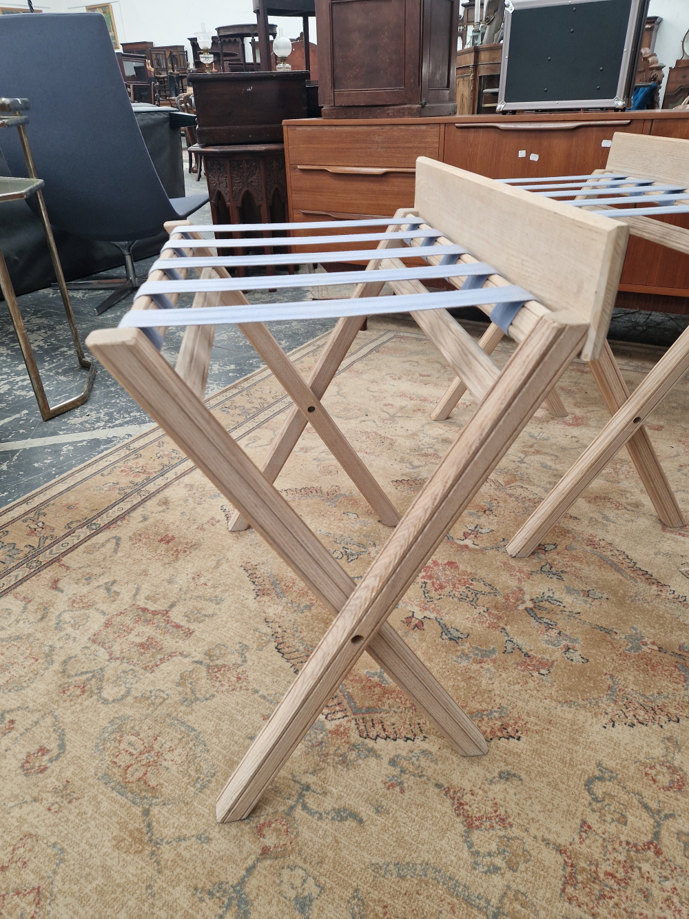 A PAIR OF FOLDING LUGGAGE STANDS. - Image 2 of 3