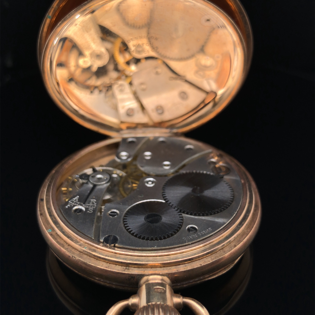 A 9ct HALLMARKED GOLD LIMIT OPEN FACE POCKET WATCH, THE DUST COVER WITH ADDITIONAL HALLMARK. WINDS - Image 2 of 3