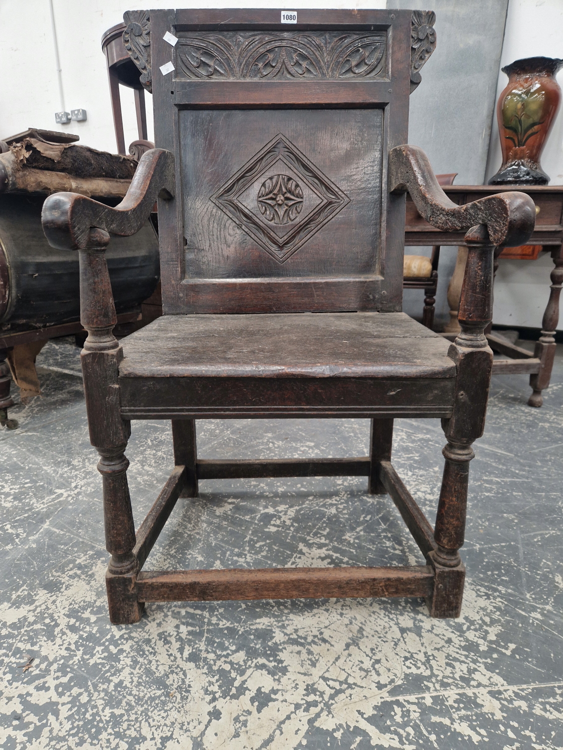 AN EARLY 18TH CENTURY WAINSCOTT CHAIR. - Image 5 of 6
