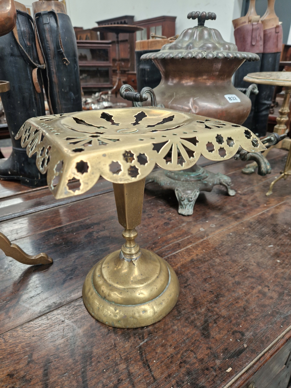 A COPPER EPERGNE, THREE BRASS TRIVETS, A COPPER KETTLE AND ANOTHER ON A BRASS STAND - Image 3 of 6