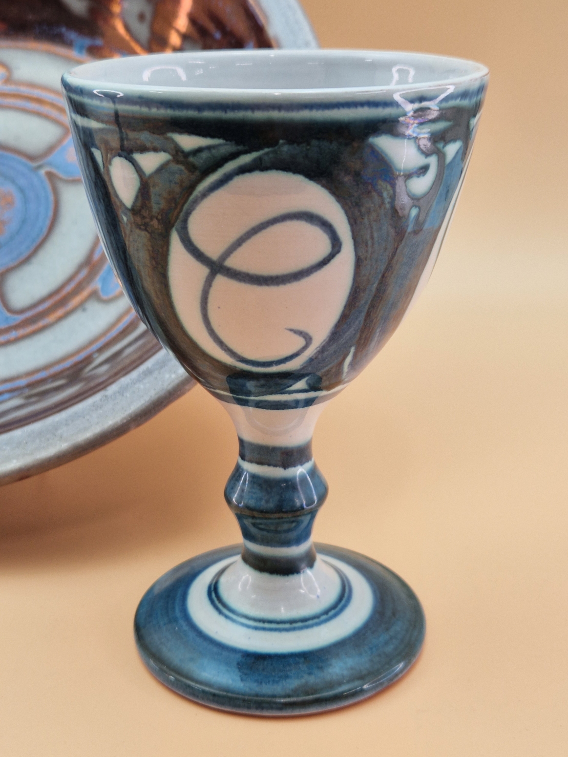ALAN CAIGER SMITH: TWO GOBLETS AND A BOWL. Dia. 27cms. - Image 4 of 7