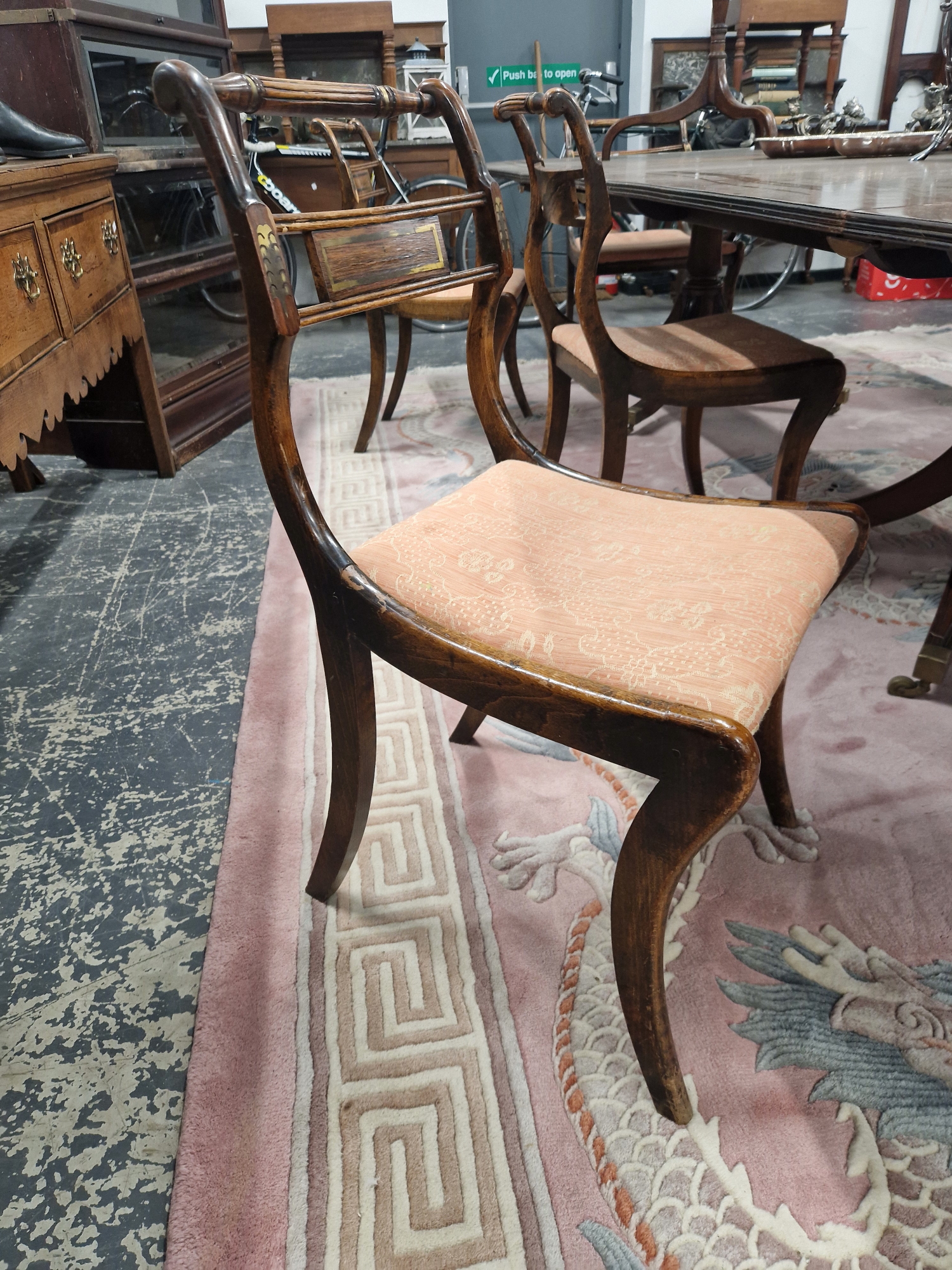 A SET OF EIGHT REGENCY BRASS INLAID STAINED WOOD CHAIRS INCLUDING TWO WITH ARMS, EACH WITH A - Image 5 of 5