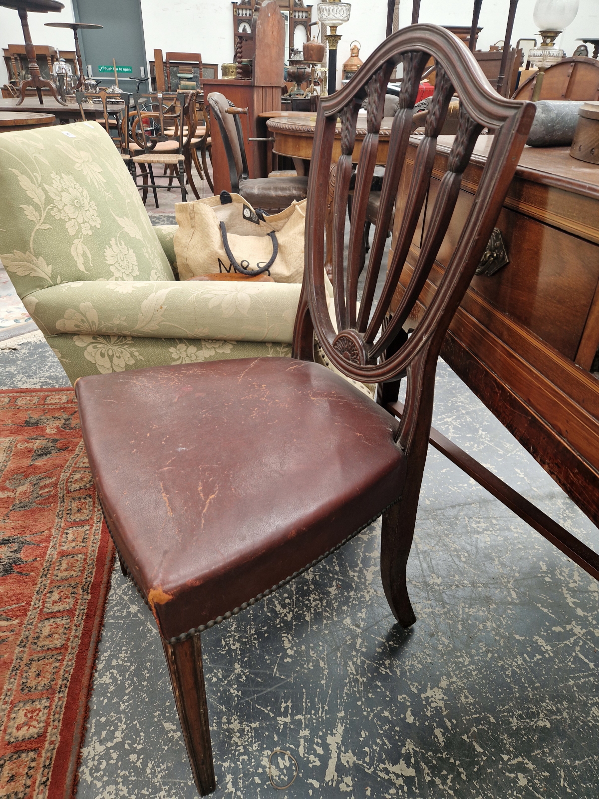 A PAIR OF MAHOGANY SHIELD BACK CHAIRS WITH STUFFED SEATS ABOVE CHANNELLED TAPERING SQUARE FRONT - Image 2 of 2