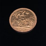 A 22ct GOLD 1979 FULL SOVEREIGN COIN.