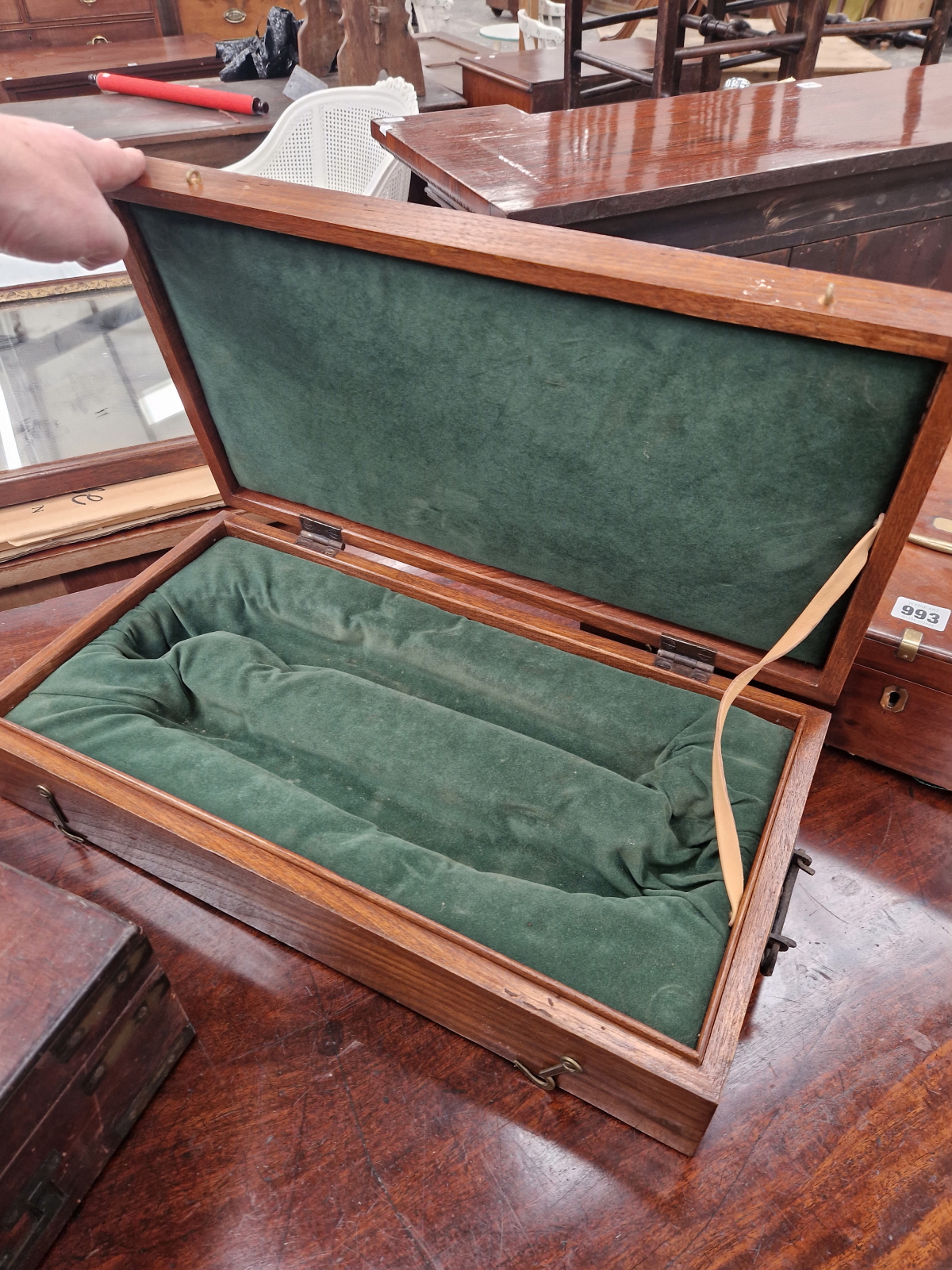 THREE VARIOUS MAHOGANY CASES FITTED TO TAKE PISTOLS - Image 5 of 7