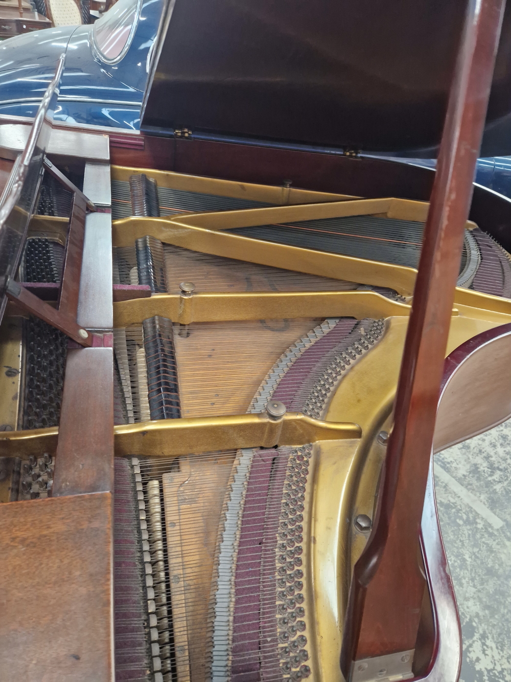 A MAHOGANY CASED GRAND PIANO BY JOHN BRINSMEAD & SONS - Image 4 of 10
