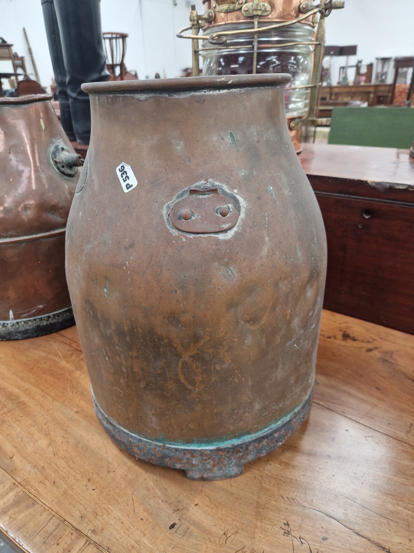 A PAIR OF COPPER CHURNS, ONE WITH IRON SWING OVER HANDLE - Image 3 of 4