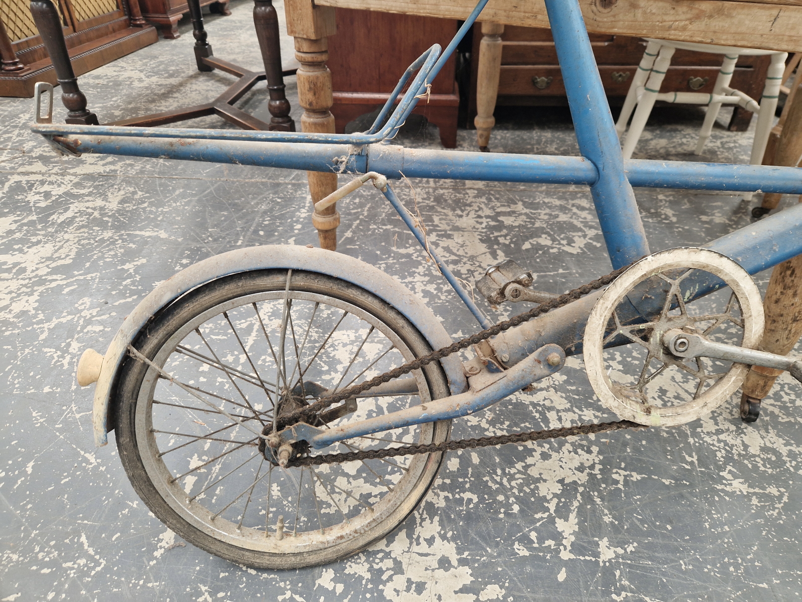 A MOULTON BLUE STOWAWAY BICYCLE - Image 3 of 6