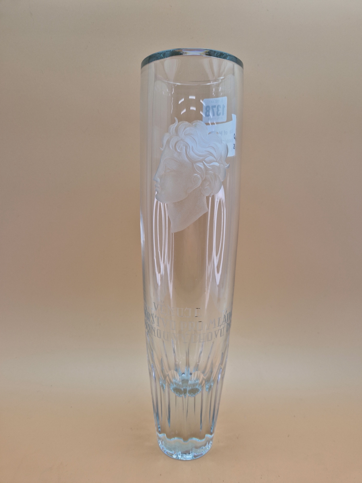 ROD GOULD. A LARGE TALL GLASS TROPHY VASE PRESENTED TO ROD AS 4TH PLACE PRIZE OF HONOUR 1968