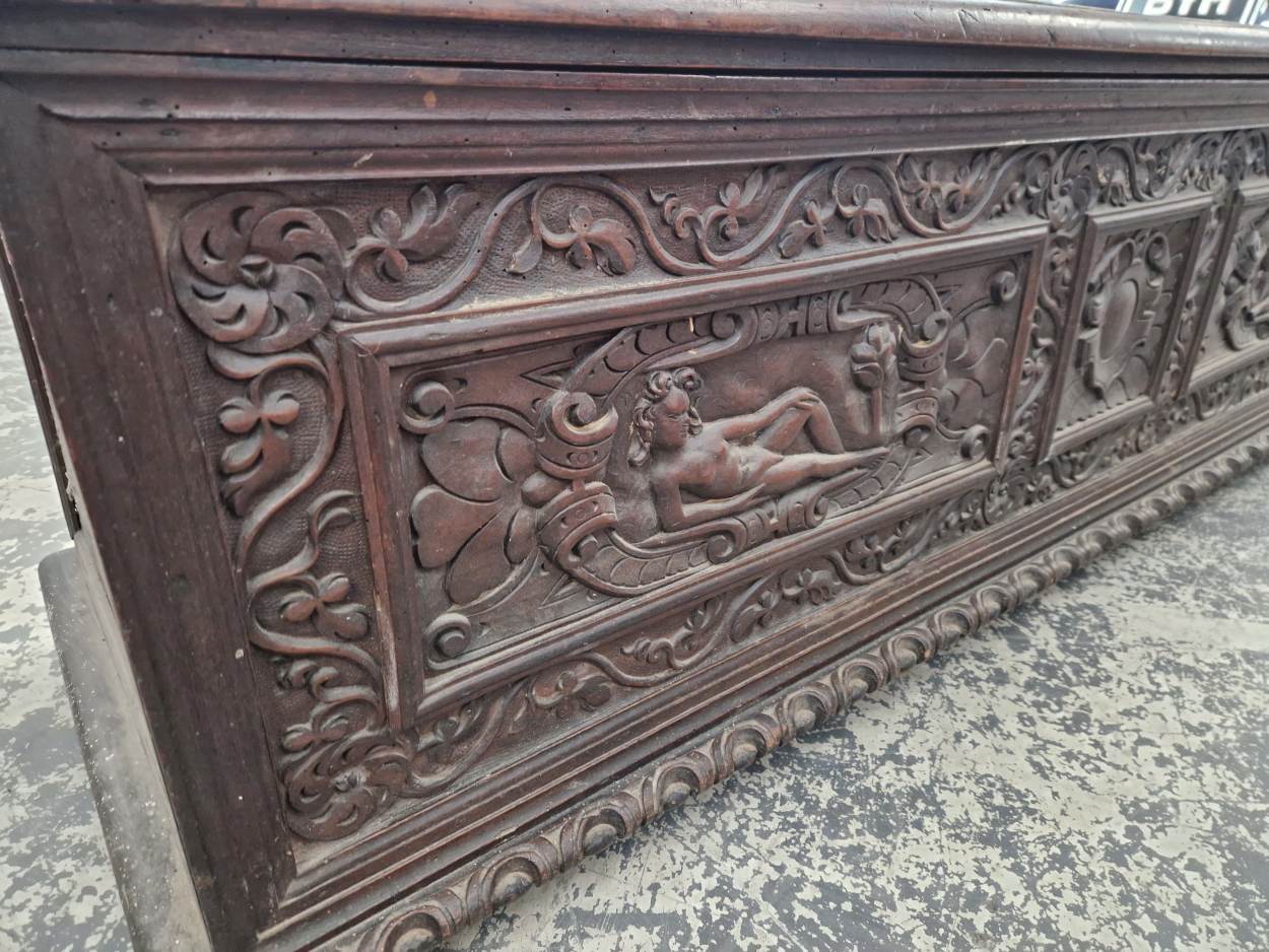 A LARGE WALNUT CARVED FRONT CASSONNE /COFFER . WITH CARVED PAW FEET. - Image 3 of 6