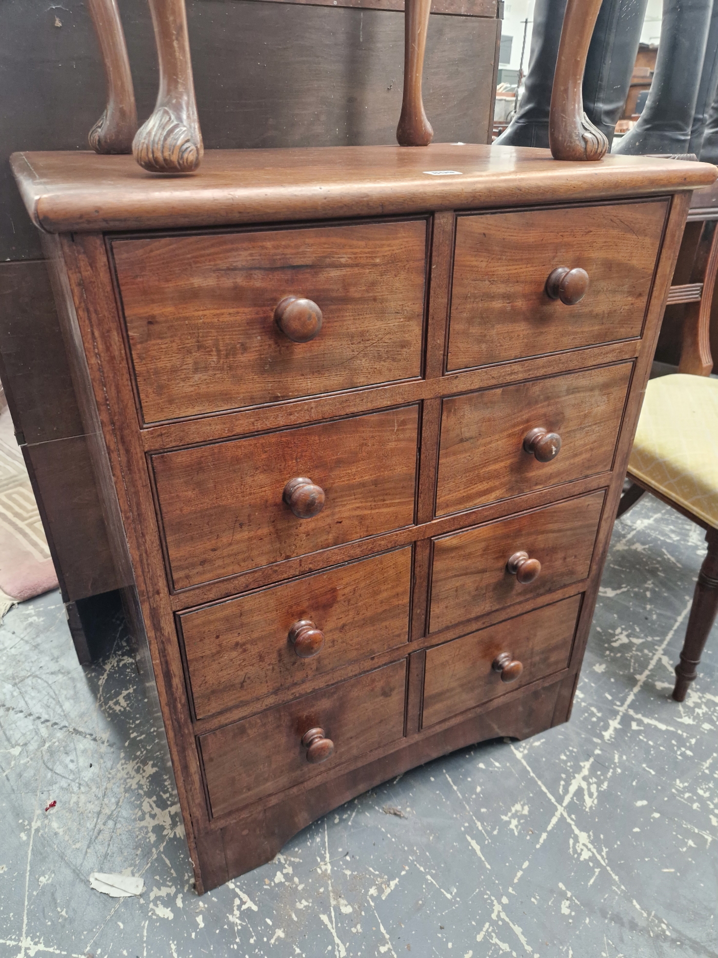 A MAHOGANY CHEST OF TWO BANKS OF FOUR DRAWERS. W 69 x D 51 x H 90cms.