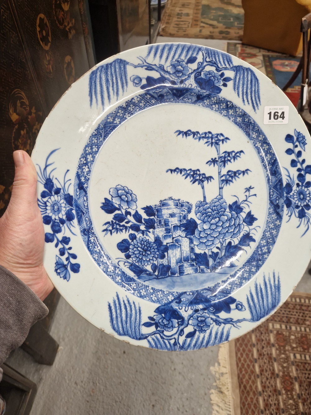 A LATE 18th C. CHINESE BLUE AND WHITE CHARGER PAINTED CENTRALLY WITH PEONY AND BAMBOO GROWING - Image 10 of 20
