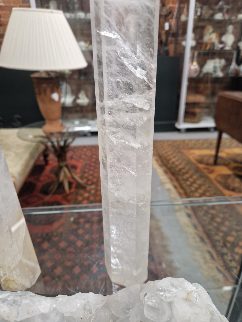 A PAIR OF CUT ROCK CRYSTAL OBELISK TOGETHER WITH A NATURAL CRYSTAL FORMATION - Image 6 of 8