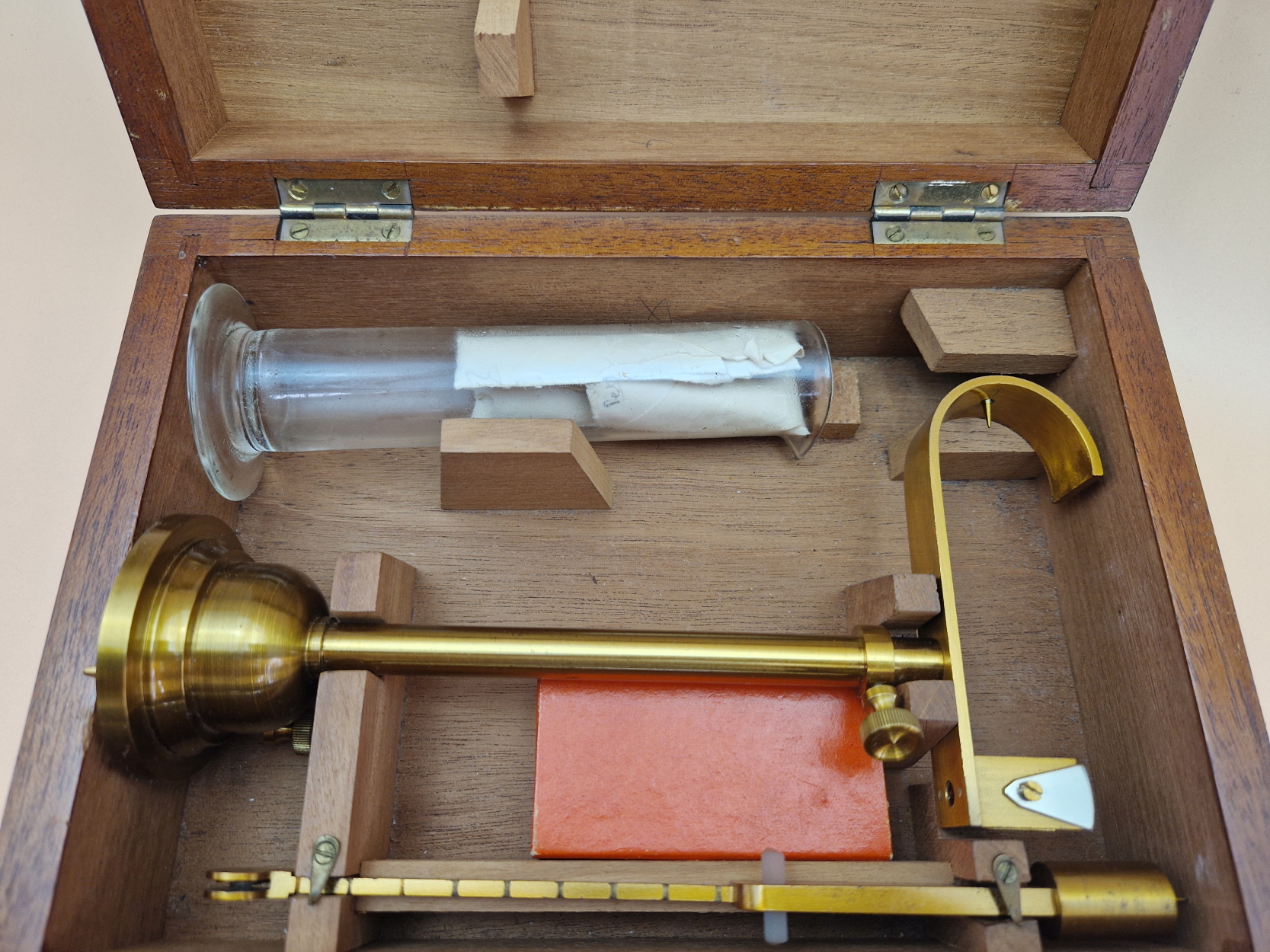 A CASED SPECIFIC GRAVITY BALANCE WITH REIMANN THERMOMETER PLUMMET - Image 2 of 4