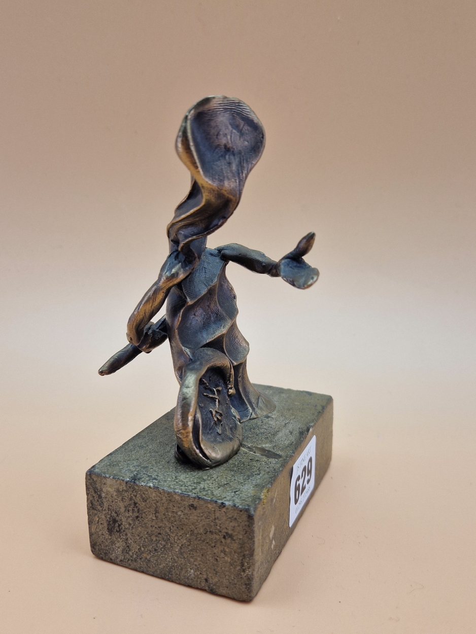 FELIPE GONZALEZ, A CONTEMPORARY BRONZE FIGURE OF LADY HOLDING A BATON AND GESTURING WITH HER LEFT - Image 2 of 3
