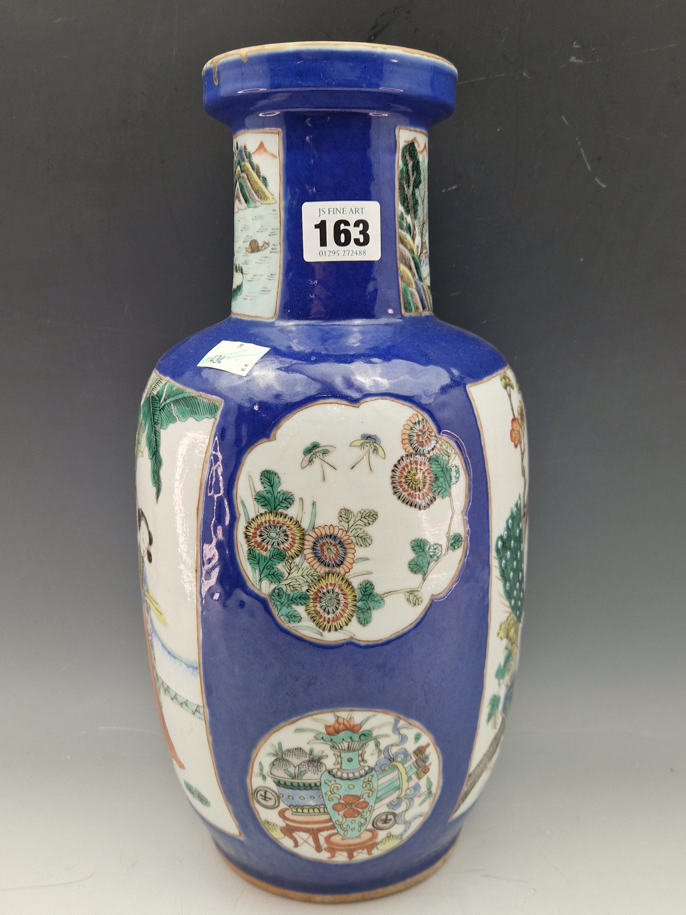 A CHINESE BLUE GROUND VASE PAINTED WITH A RESERVE OF THREE LADIES ON A TERRACE AND WITH GARDEN - Image 6 of 17