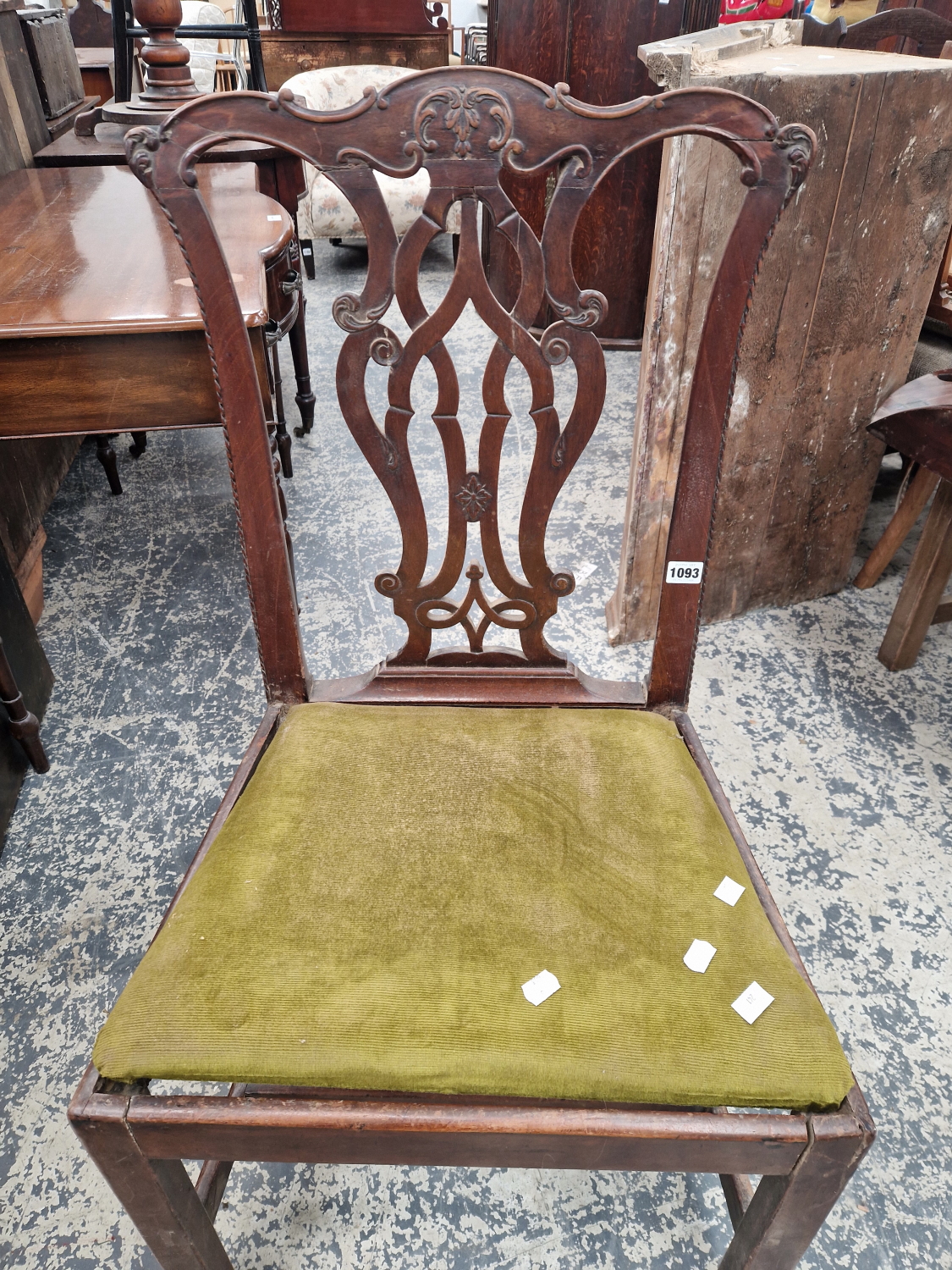 A GEORGIAN MAHOGANY SIDE CHAIR WITH CARVED PIERCED BACK TOGETHER WITH A WM. IV ARM CHAIR WITH REEDED - Image 2 of 5