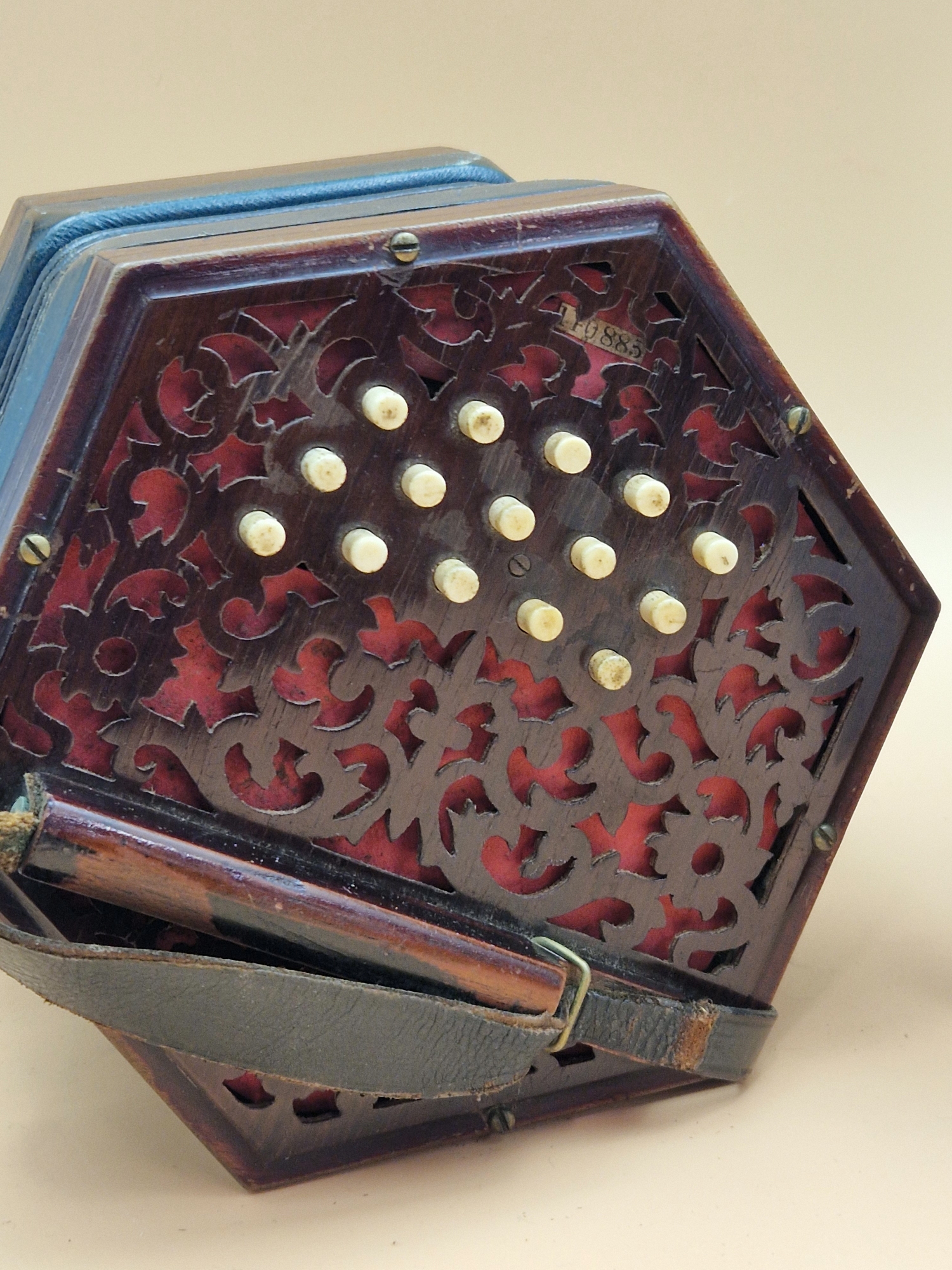 A MAHOGANY CASED LACHENAL CONCERTINA - Image 6 of 7