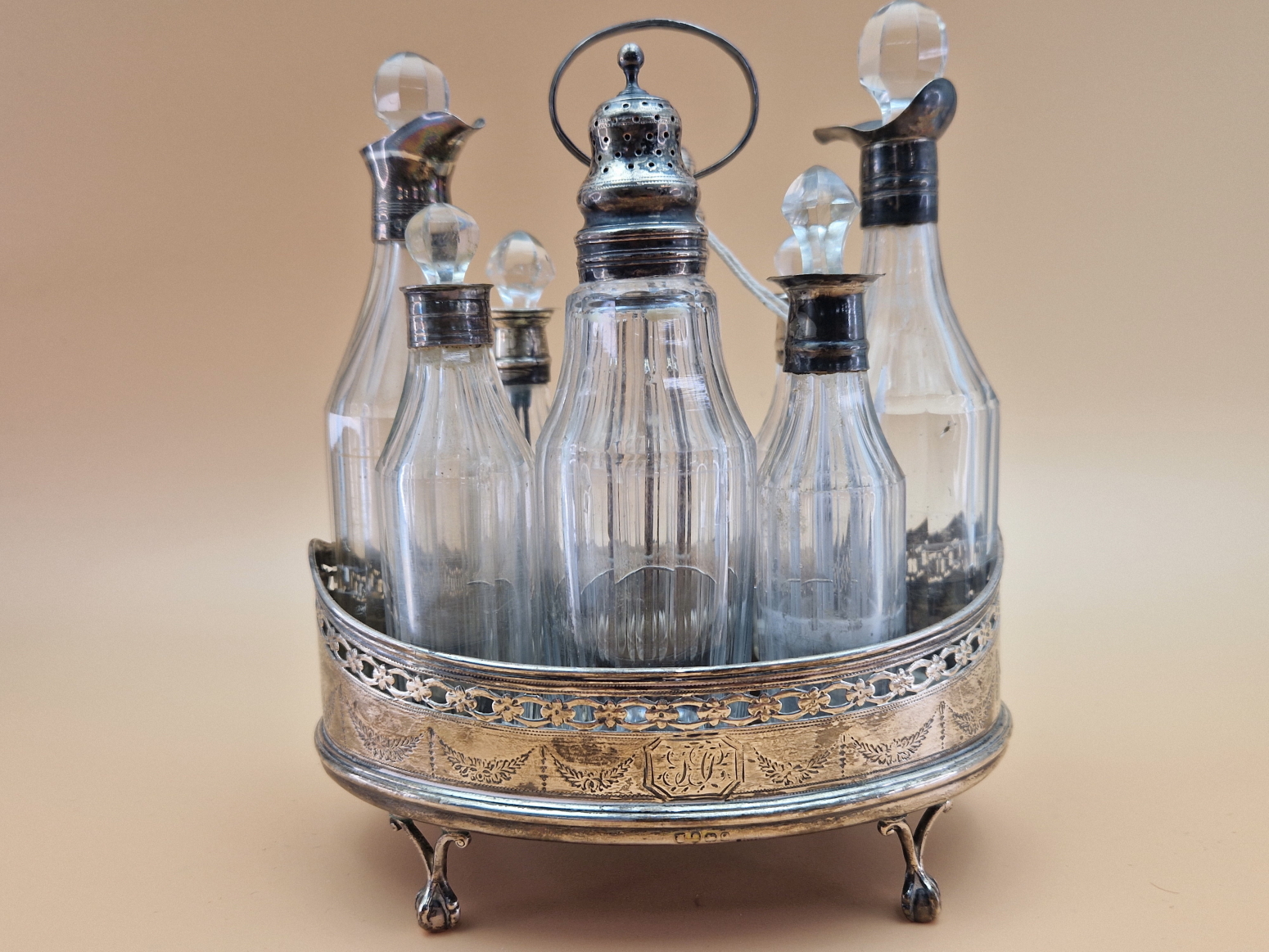 A SILVER CRUET STAND AND EIGHT BOTTLES WITH SILVER MOUNTS, LARGELY LONDON 1813 BUT ONE LONDON 1801 - Image 5 of 6