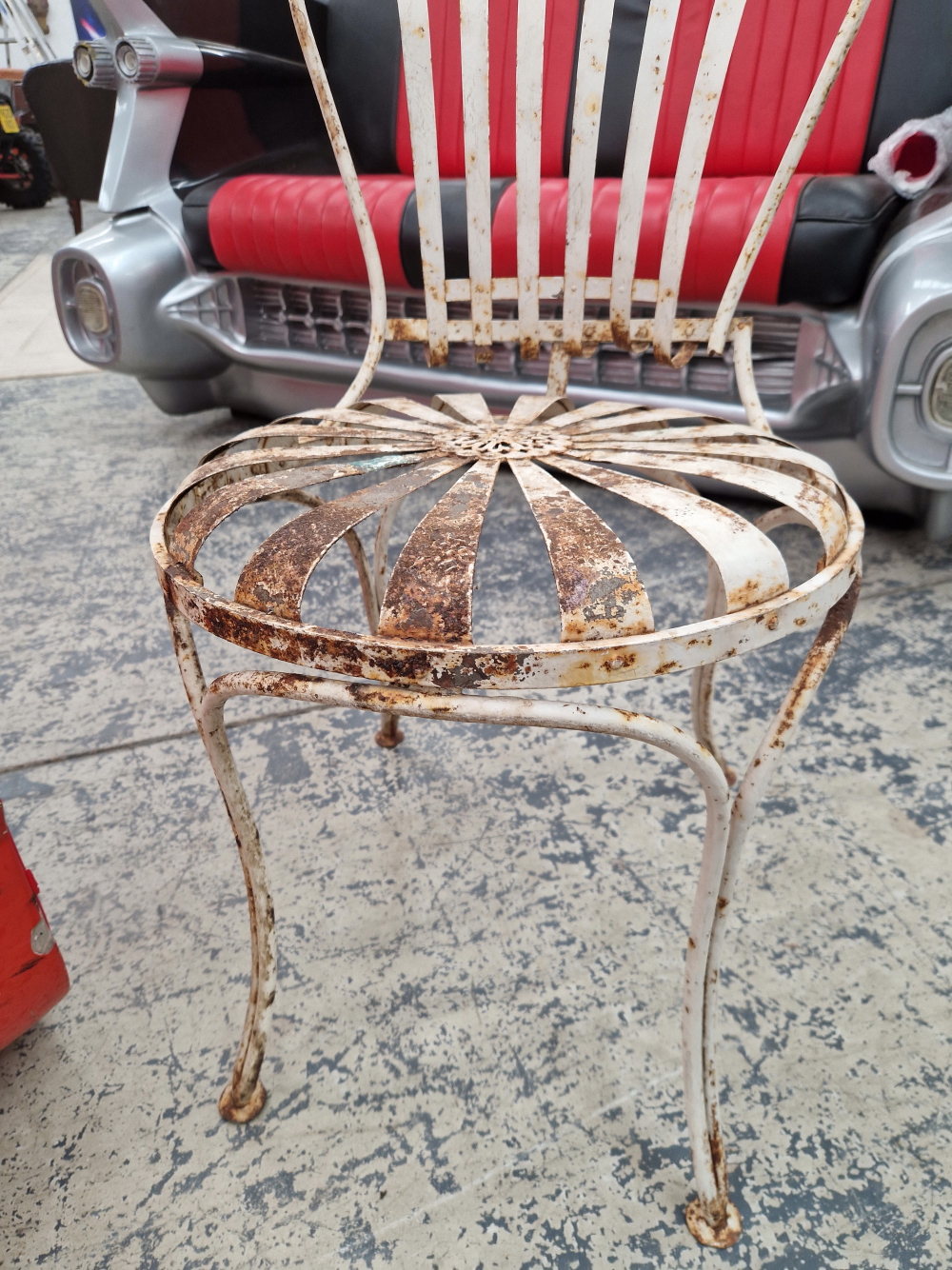 A PAIR OF ANTIQUE FRENCH IRON SPRUNG SEAT CAFE TYPE CHAIRS DESIGNED BY FRANCOIS CARRE LABELLED - Image 3 of 14