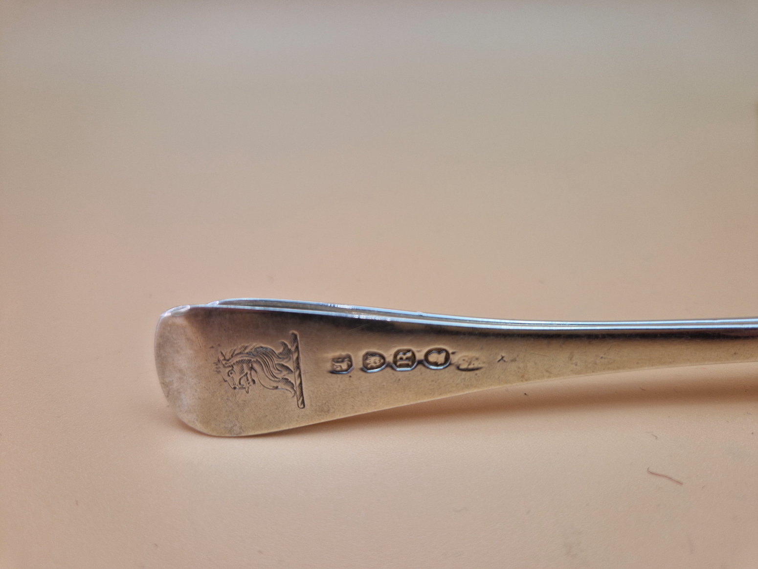 FIFTEEN VARIOUS OLD ENGLISH AND HANOVERIAN PATTERN SILVER SPOONS TOGETHER WITH SEVEN SILVER FORKS, - Image 8 of 15