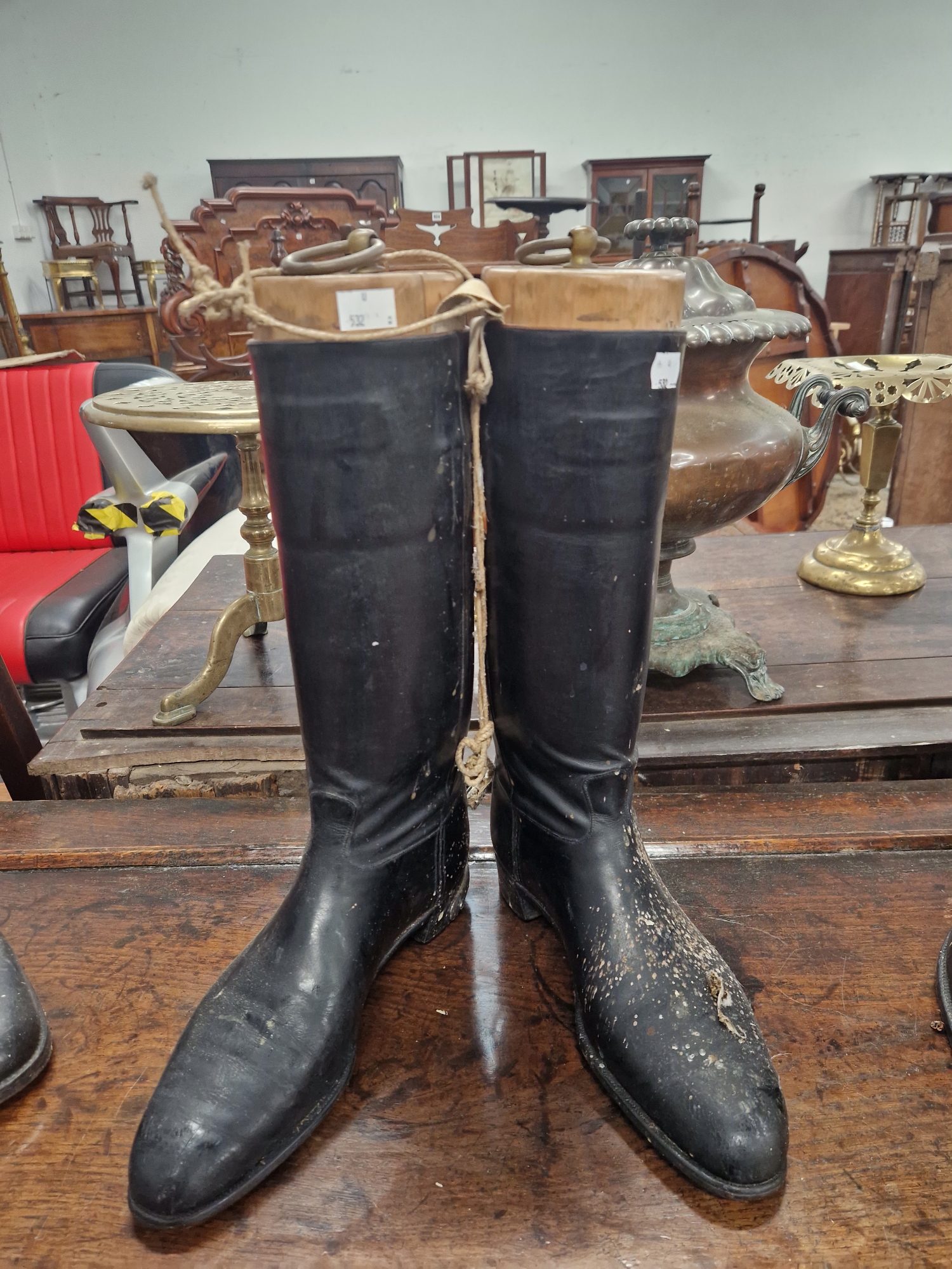 THREE PAIRS OF BLACK HUNTING BOOTS TOGETHER WITH A PAIR OF BROWN, EACH WITH TREES, ONE PAIR LABELLED - Image 4 of 6