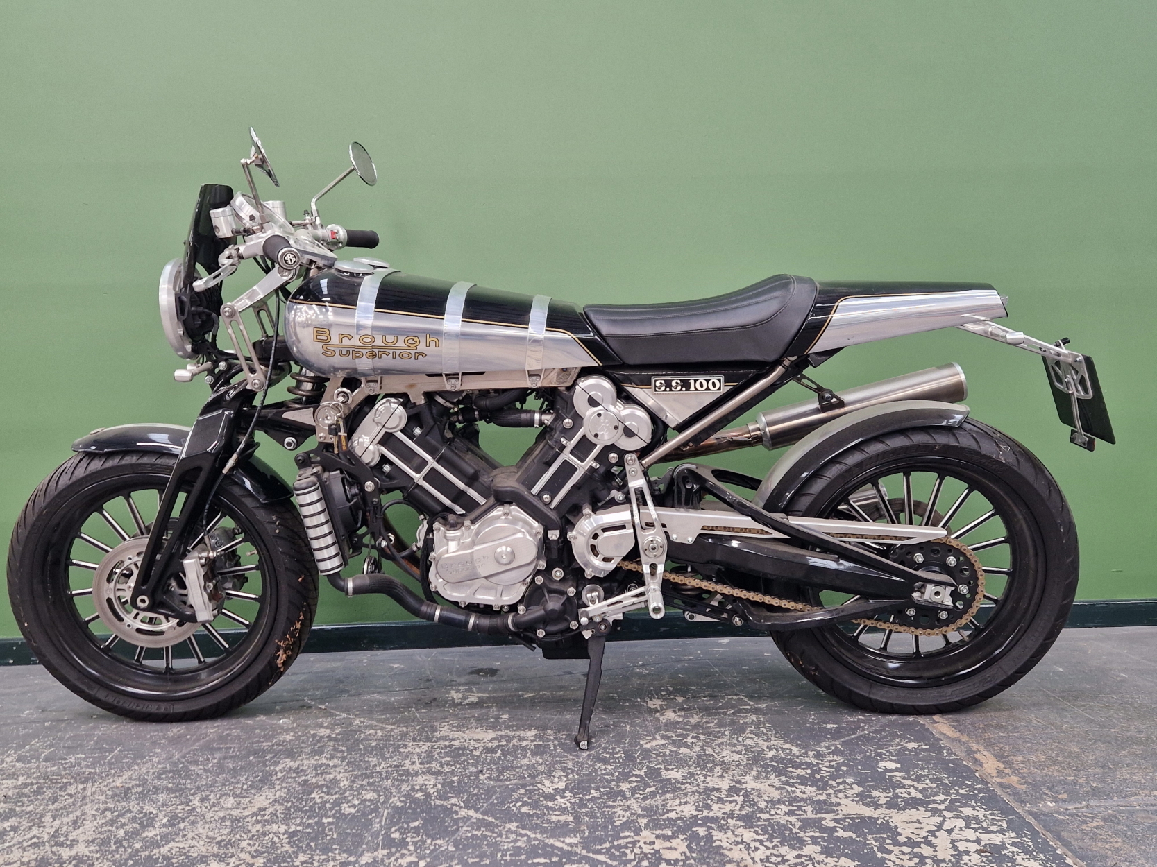 BROUGH SUPERIOR SS100 LTD EDITION- 1000CC REGISTRATION NUMBER WK67ASX- LTD. EDITION NUMBER 41 OF A - Image 2 of 2