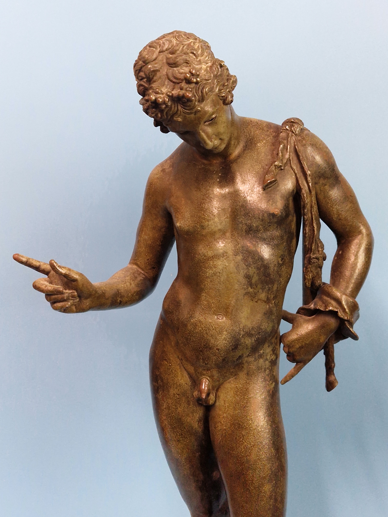 AFTER THE ANTIQUE, A BRONZE FIGURE OF NARCISSUS STANDING LOOKING DOWNWARDS HIS RIGHT FINGER - Image 2 of 12