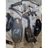 YAMAHA XSR 900 NEW / UN-USED PARTS. FULL EXHAUST SYSTEM, MUD GUARD, NUMBER PLATE HANGER, FOOT PEG