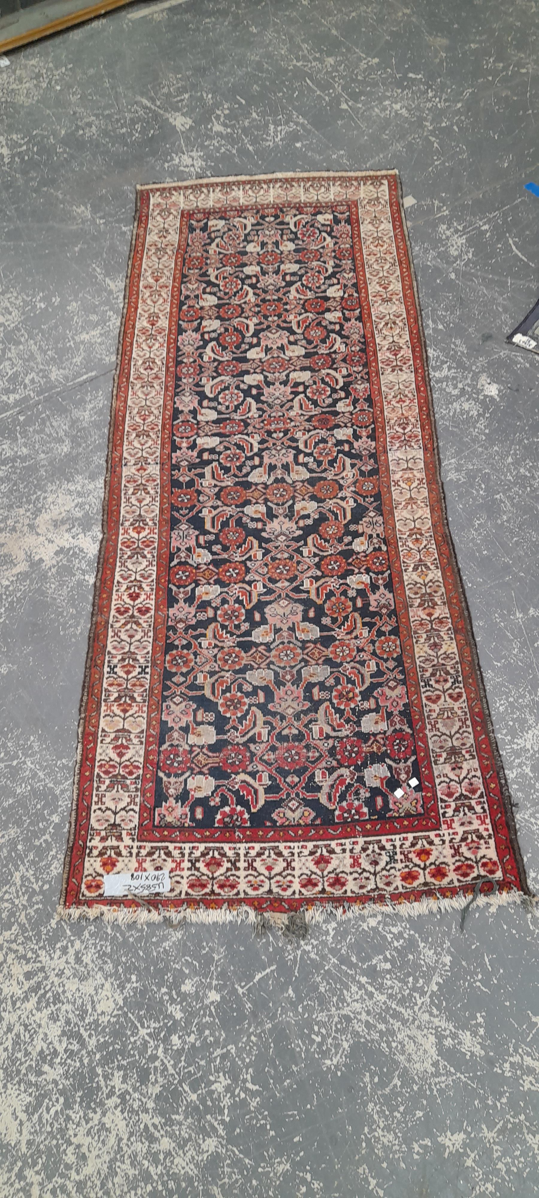 A PERSIAN HAMADAN RUNNER 290 x 108 cm, TOGETHER WITH A MACHINE MADE RUG 189 x 90 cm (2)
