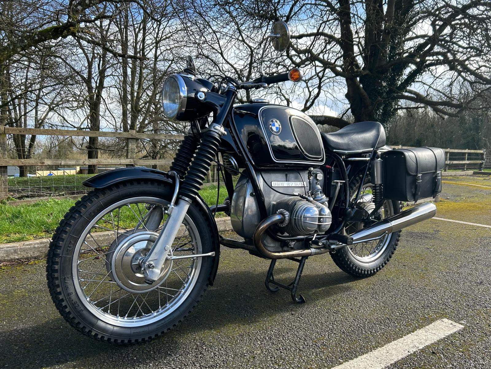 A BMW R75/5 MOTORCYCLE .1971. 72452 MILES. EXCELLENT WELL RESTORED CONDITION, V5, MOT AND TAX - Image 9 of 17
