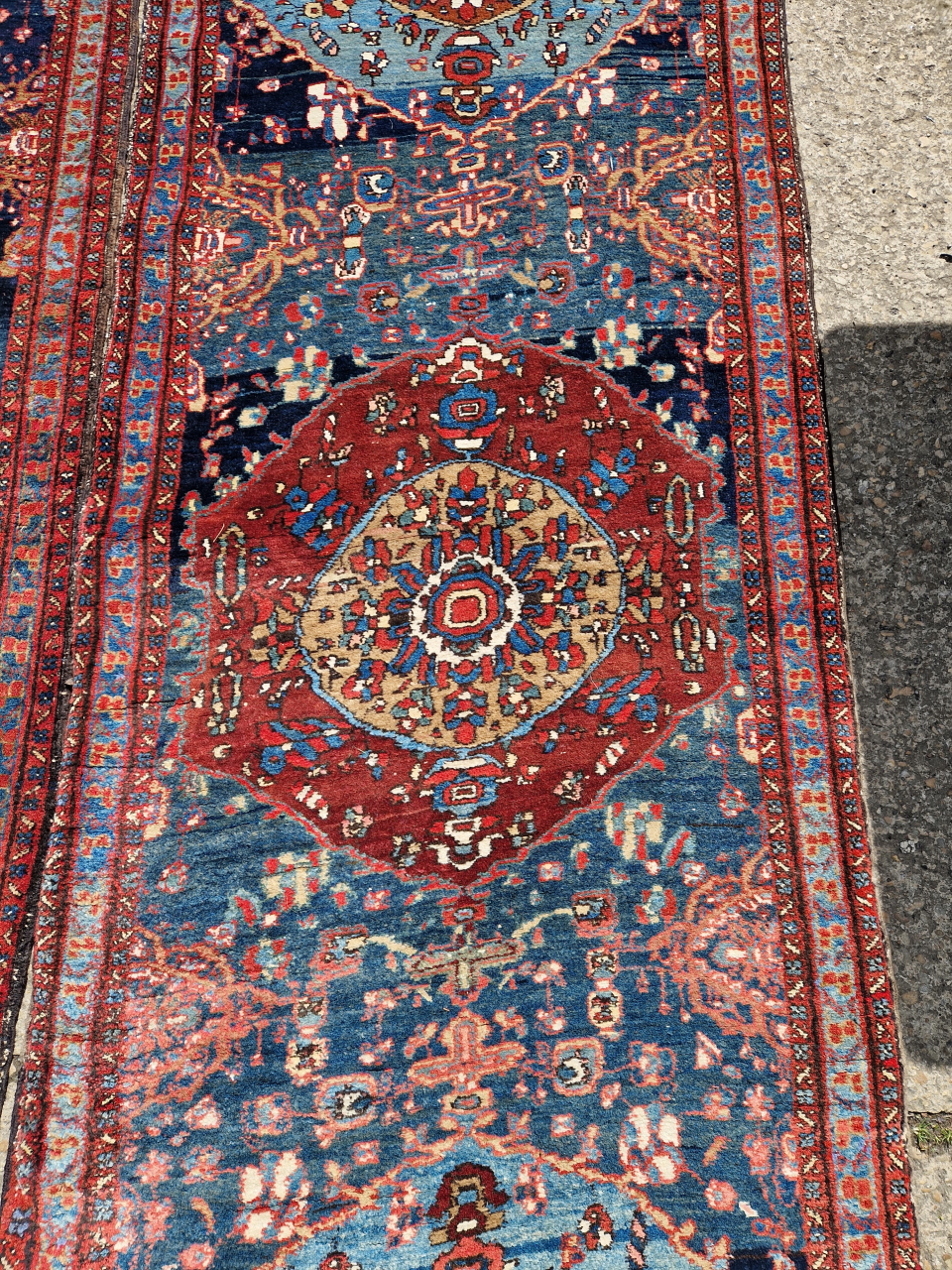 A NEAR PAIR OF PERSIAN TRIBAL COUNTRY HOUSE RUNNERS 530 x 94 cm AND 515 x 101 (2) - Image 4 of 13