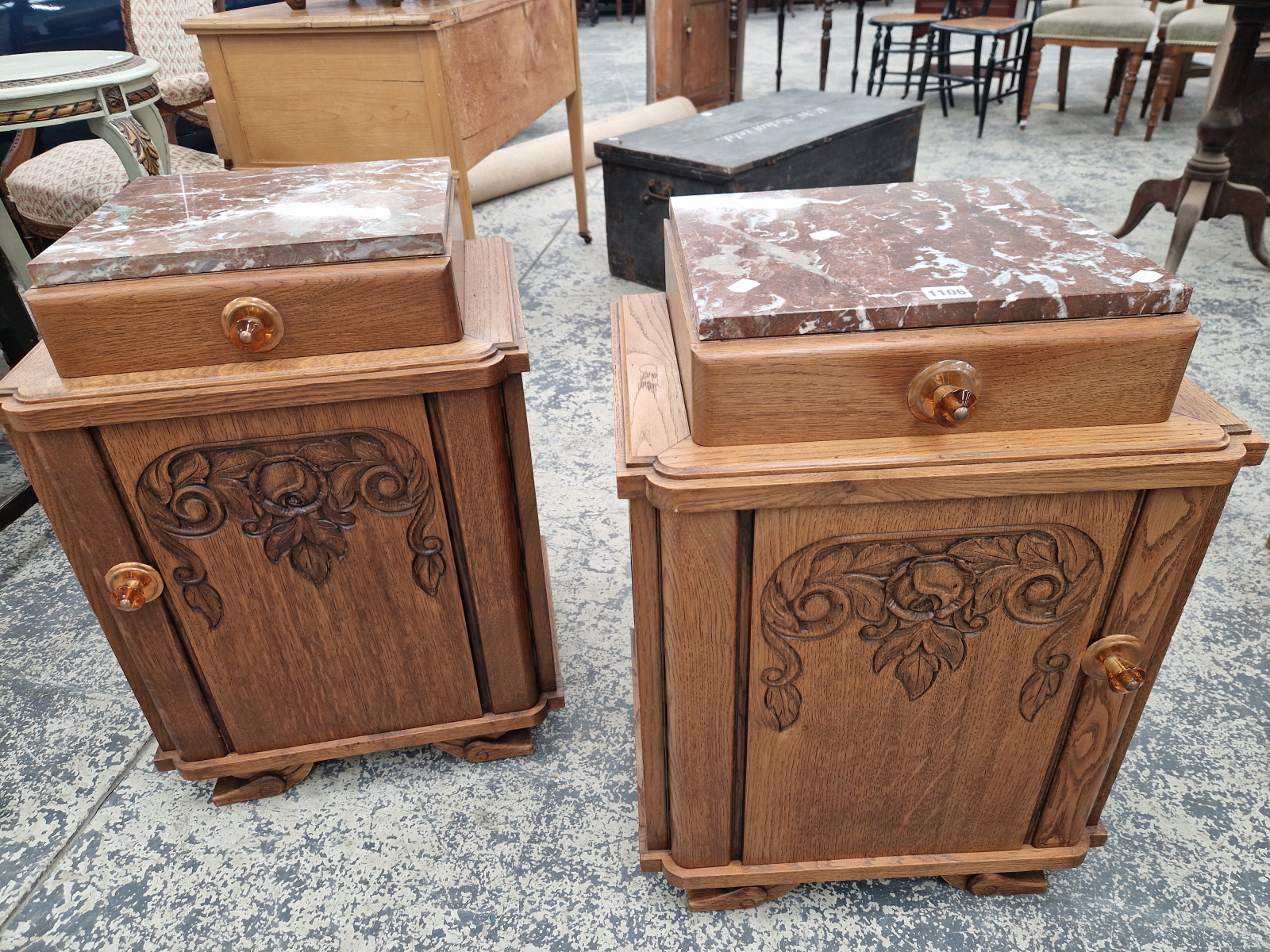 A PAIR OF OAK AND MARBLE TOPPED ART DECO BEDSIDE CABINETS. - Image 2 of 5