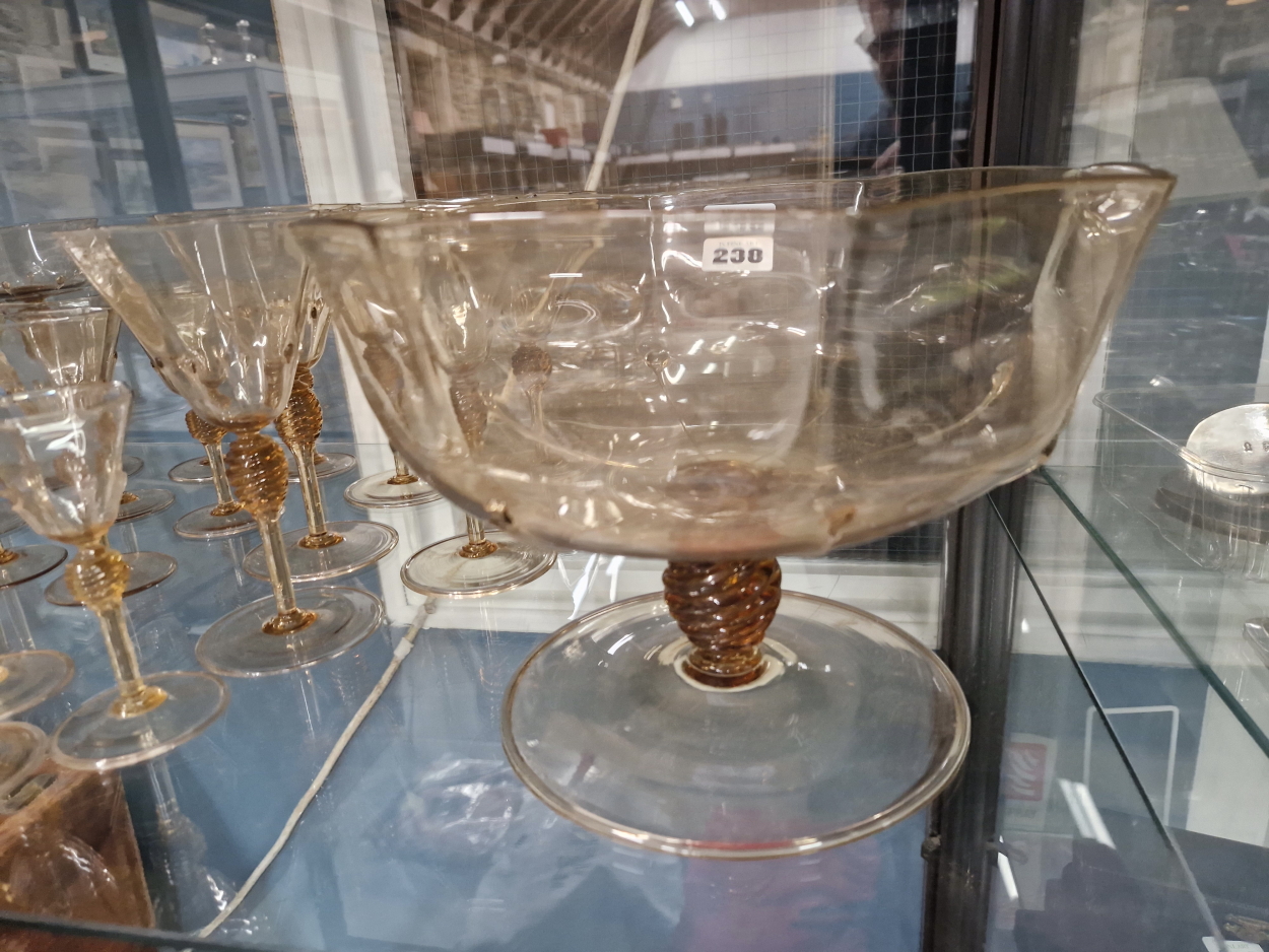 ATTRIBUTED TO SALVIATI, A PALE AMBER GLASS PART DRINKING SET, THE BASES OF THE OCTAGONAL BOWLS - Image 2 of 6